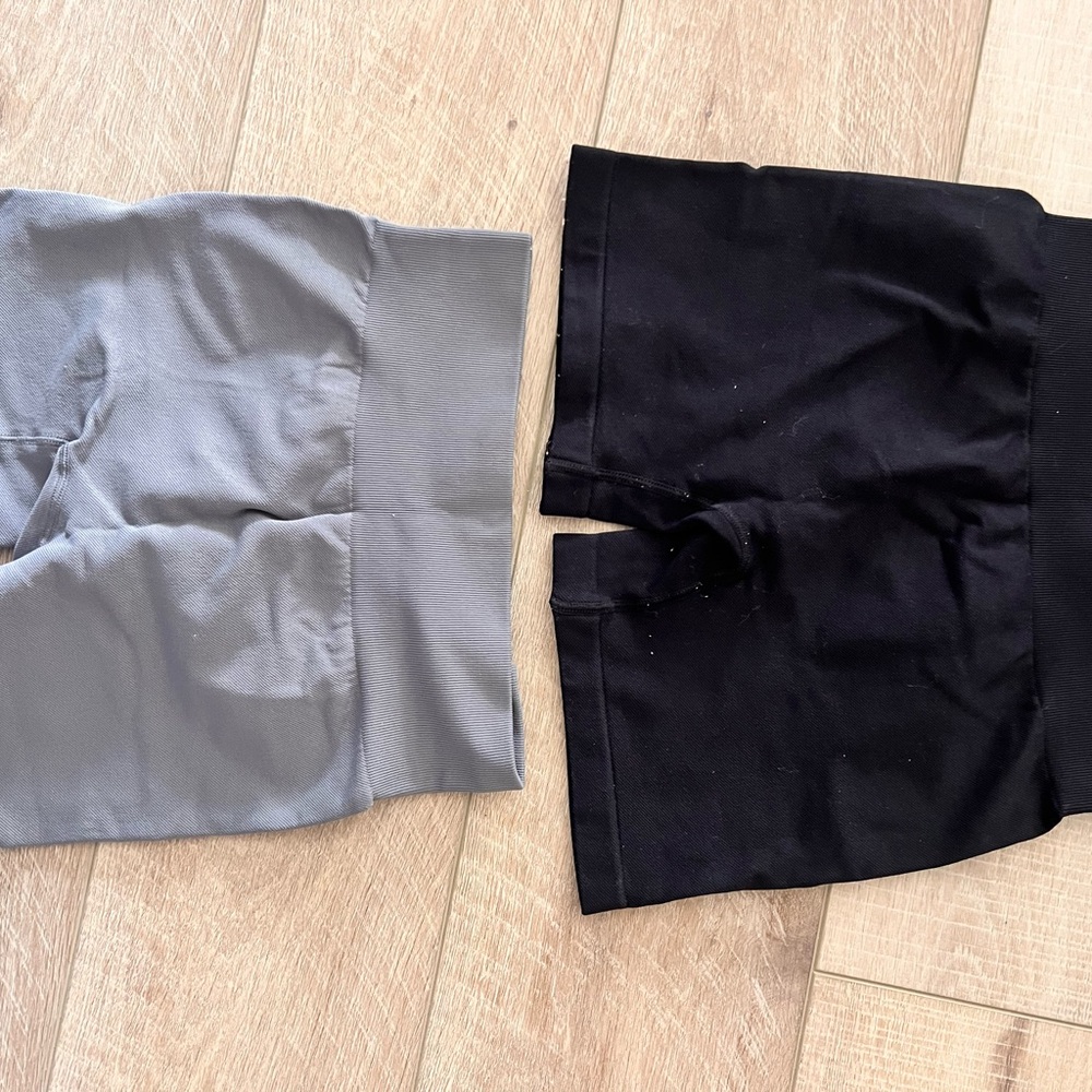 OQQ Stretch Bike Shorts - Black and Gray